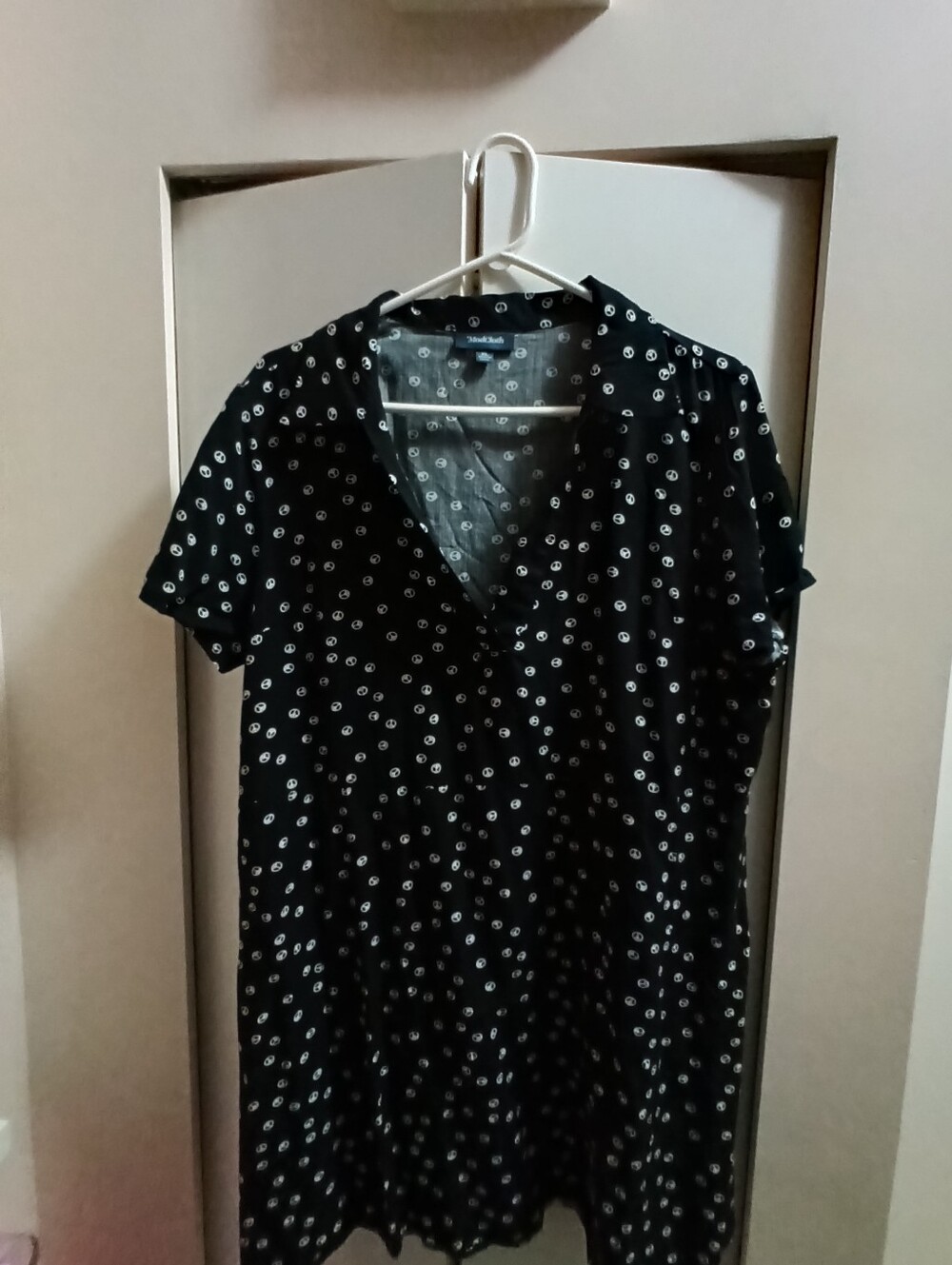 NWOT ModCloth Black Retro Peace Sign Short Sleeve Shirt Dress – Size XL